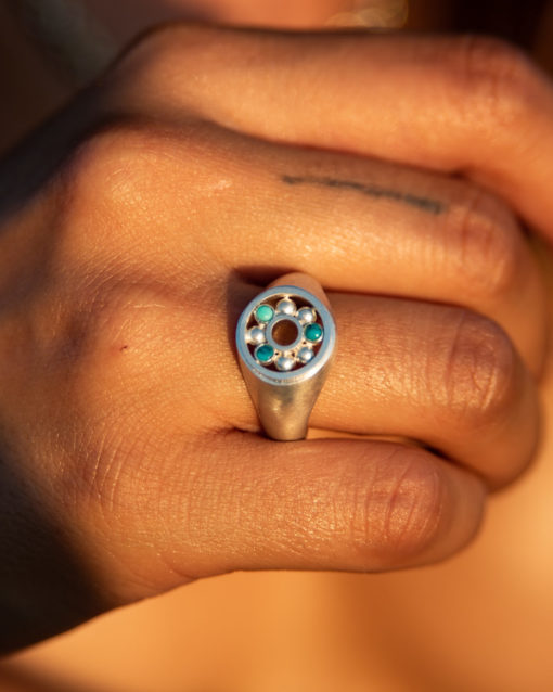 HYQS Ring Bearing Turquoise